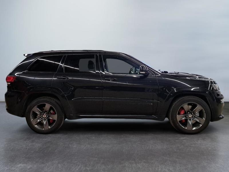 Jeep Grand Cherokee V8 6.4 Hemi 468 Srt a