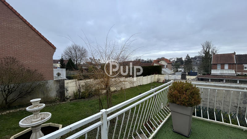 Pavillon - 130 m² - 6 pièces