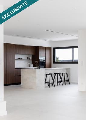 Maison - 205 m² - 6 pièces