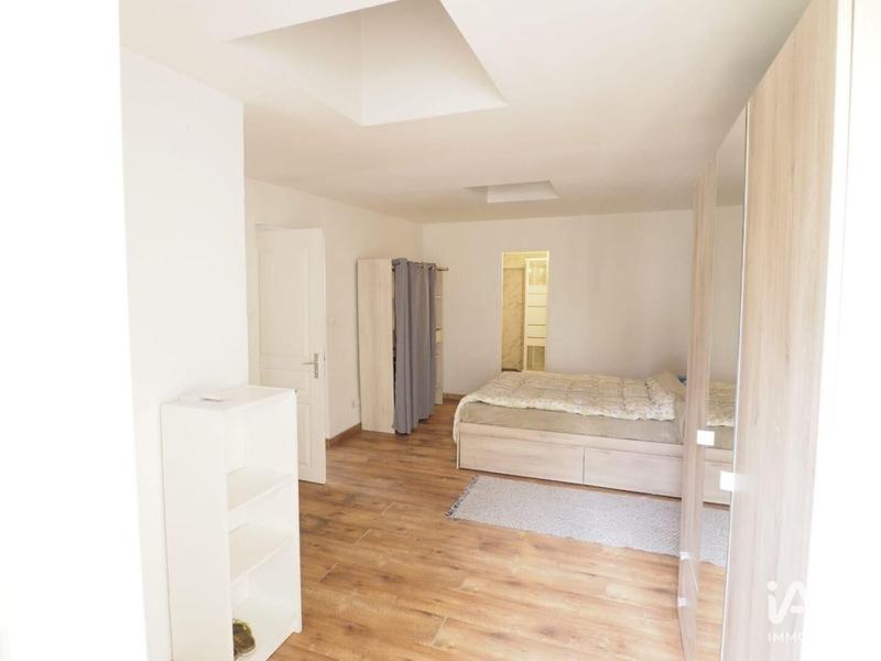 Appartement - 64 m² - 2 pièces