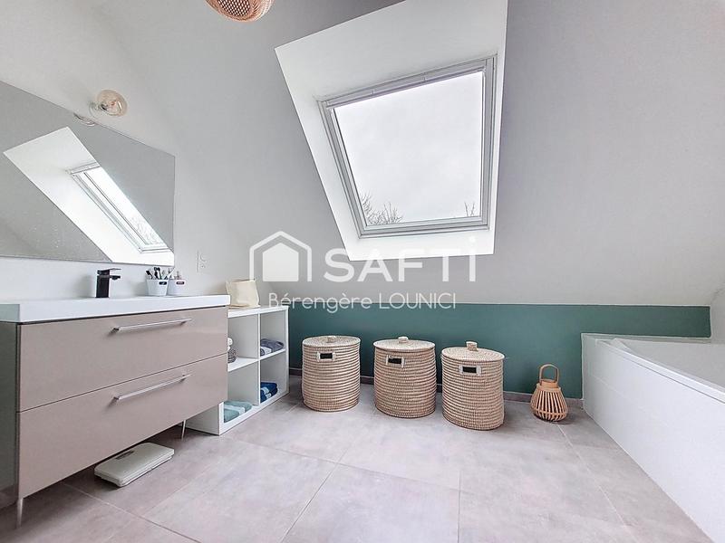 Maison - 125 m² - 4 pièces