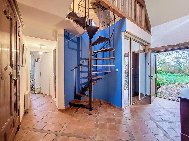 Maison ancienne - 195 m² - 5 pièces