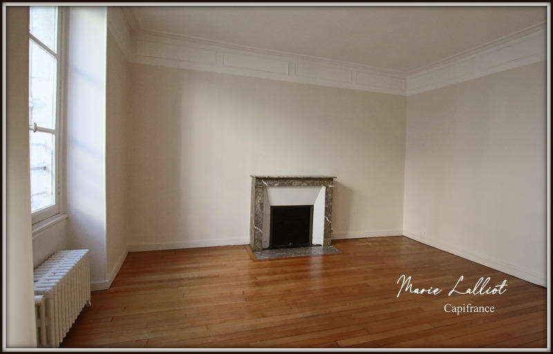 Maison - 204 m² - 9 pièces