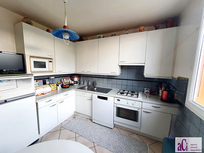 Maison - 79 m² - 4 pièces