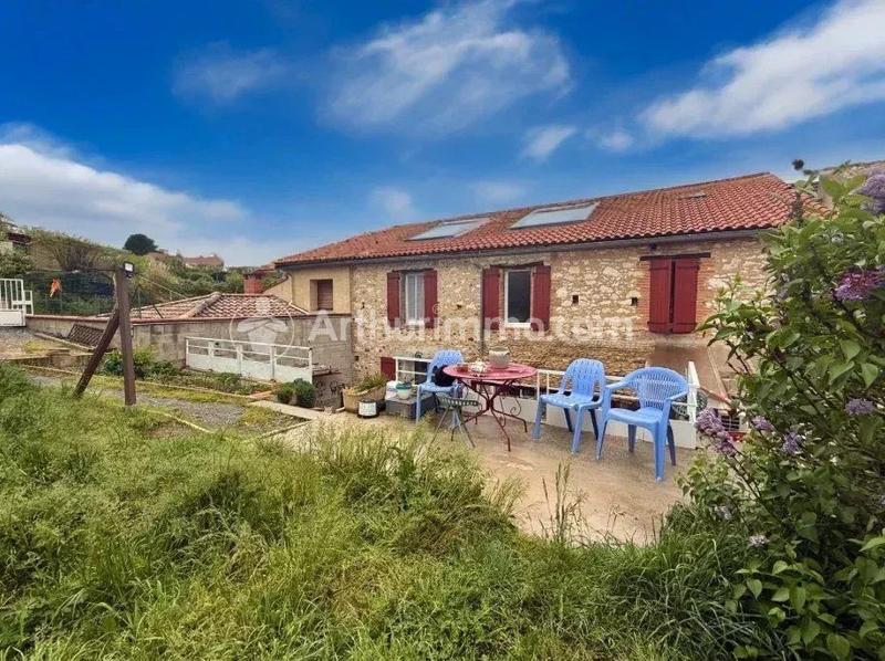 Maison - 181 m² - 8 pièces