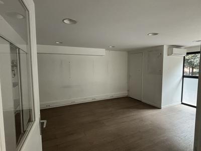 Local commercial - 102 m²