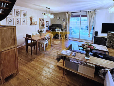 Maison - 100 m² - 4 pièces