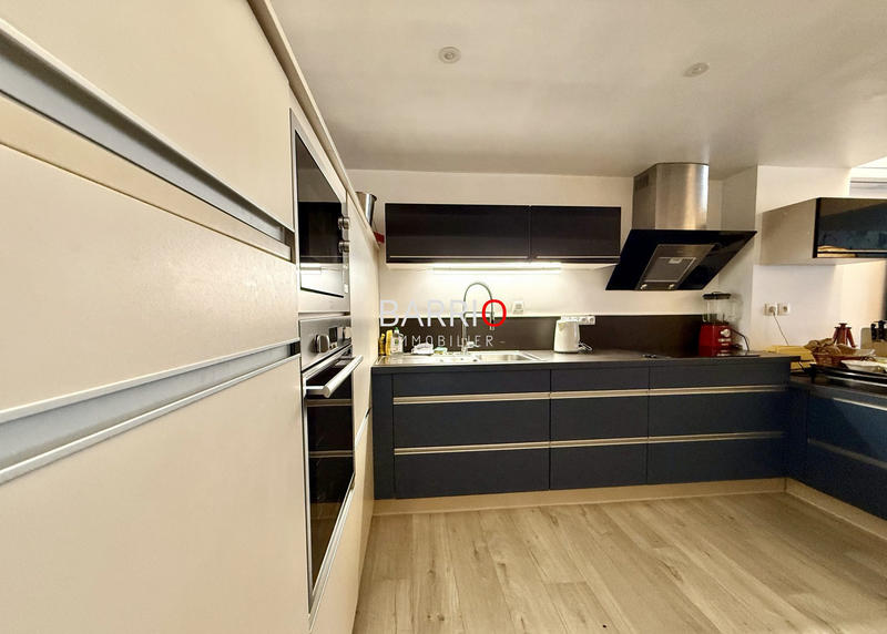 Appartement - 102 m² - 3 pièces