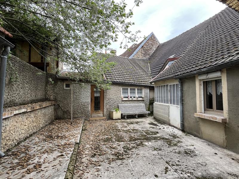 Maison ancienne - 145 m² - 6 pièces