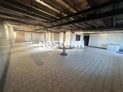 Local d'activité / Entrepôt - 250 m² - 4 pièces