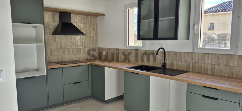 Appartement - 90 m² - 3 pièces