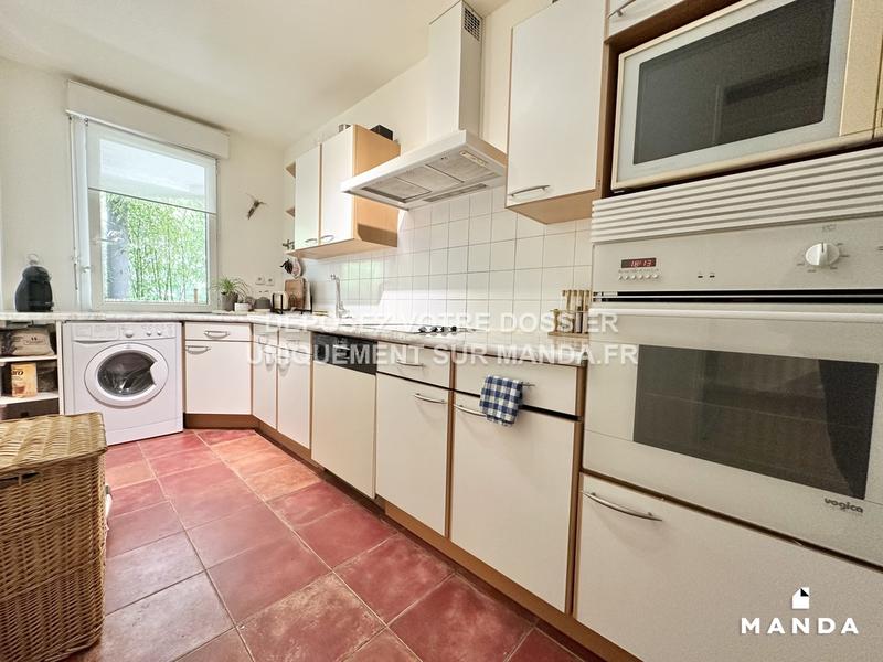 Chambre - 11 m² - 3 pièces