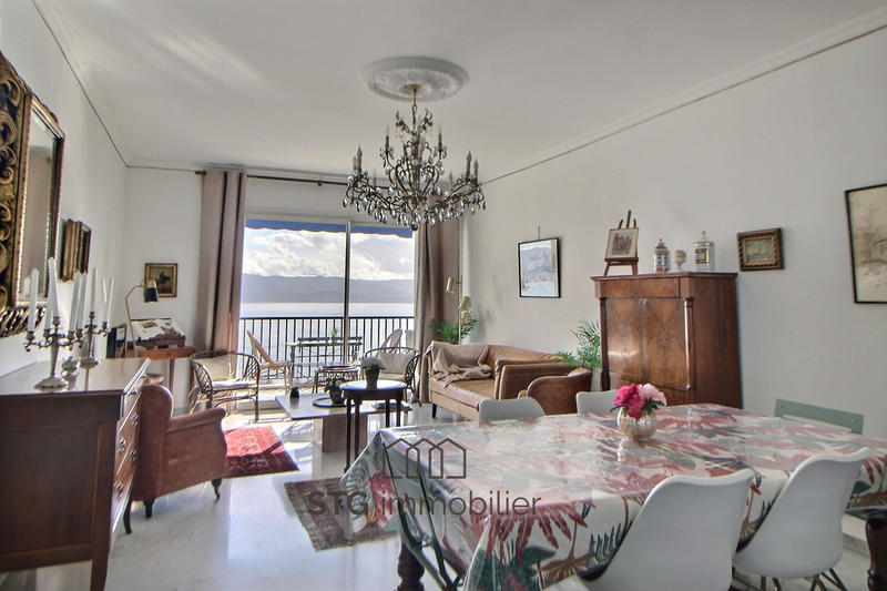 Appartement - 107 m² - 4 pièces