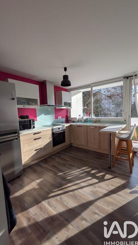 Appartement - 80 m² - 3 pièces