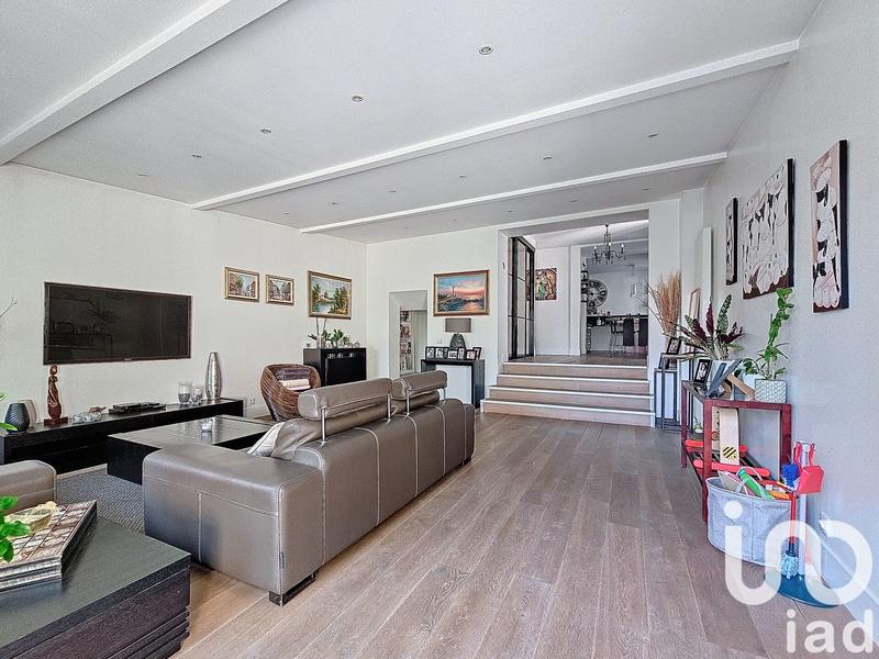 Maison - 170 m² - 7 pièces