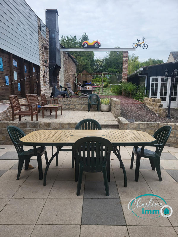 Maison - 179 m² - 7 pièces