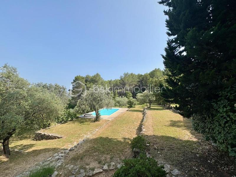 Mas - 135 m² - 5 pièces