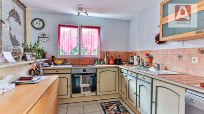 Maison - 88 m² - 4 pièces