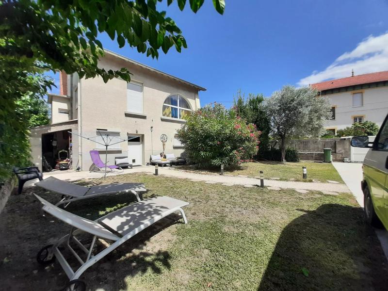 Maison - 150 m² - 5 pièces