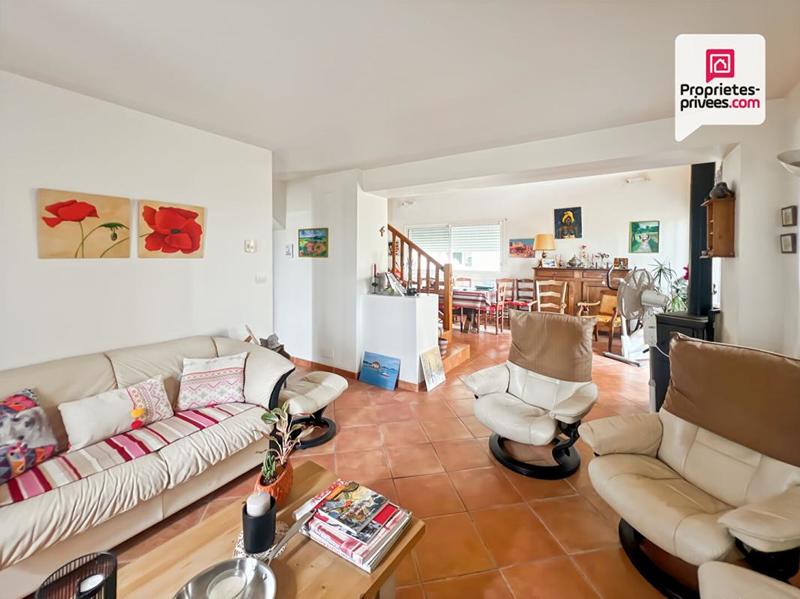 Maison - 372 m² - 11 pièces