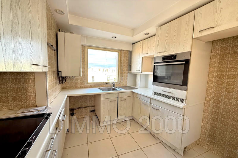 Appartement - 85 m² - 3 pièces