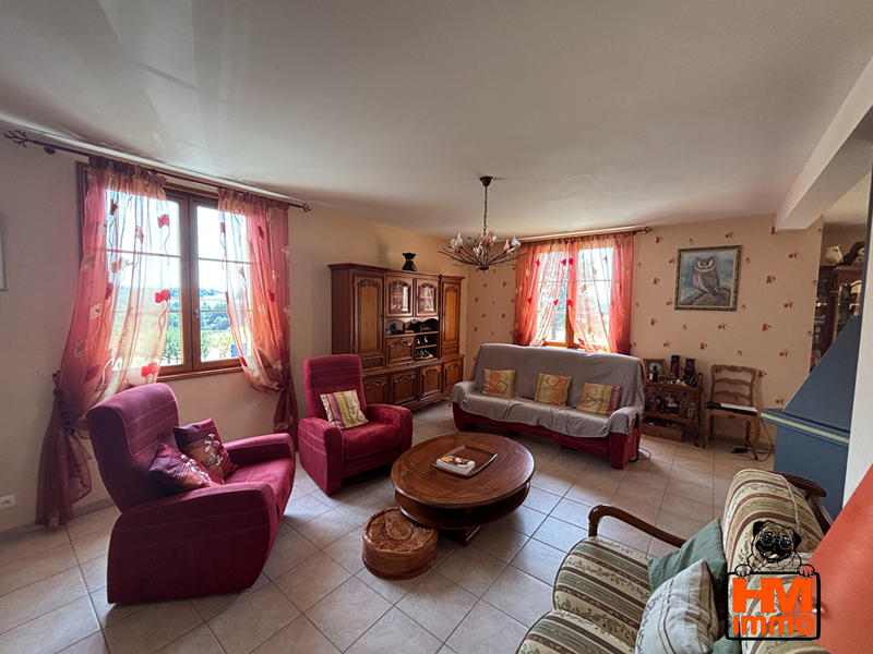 Maison - 180 m² - 6 pièces