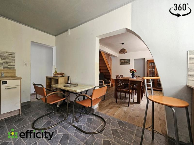 Maison - 111 m² - 5 pièces