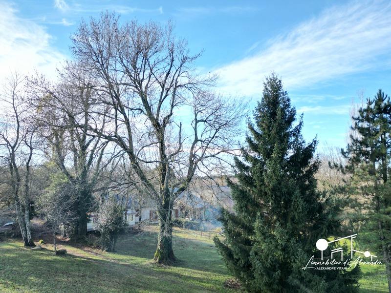 Propriété - 110 m² - 5 pièces