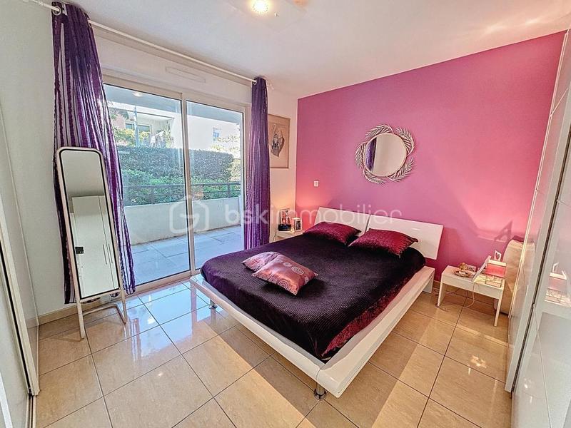 Appartement - 81 m² - 3 pièces