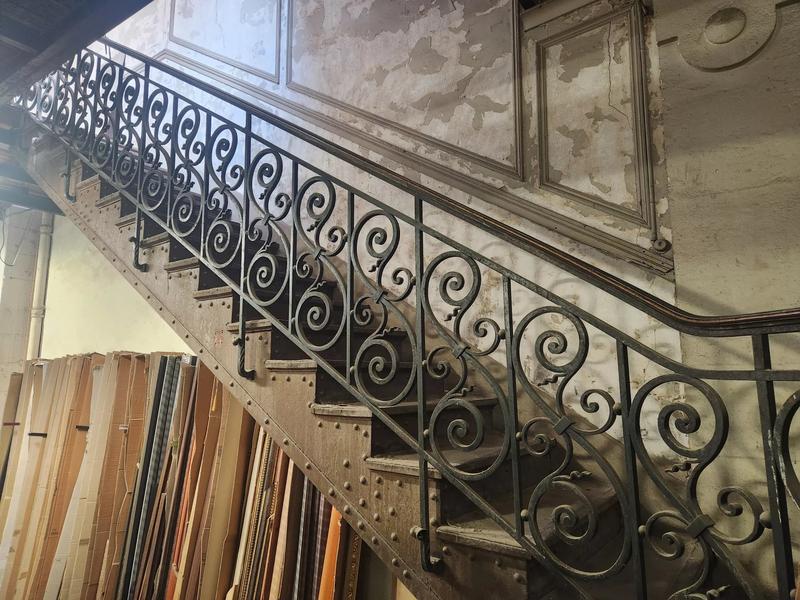 Entrepôt - 750 m² - 5 pièces