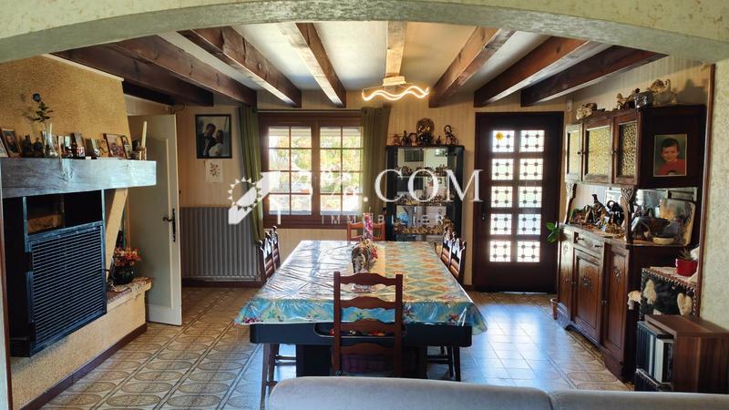 Propriété - 186 m² - 7 pièces