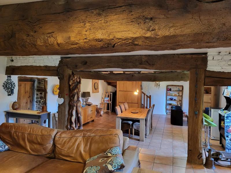 Maison - 280 m² - 10 pièces