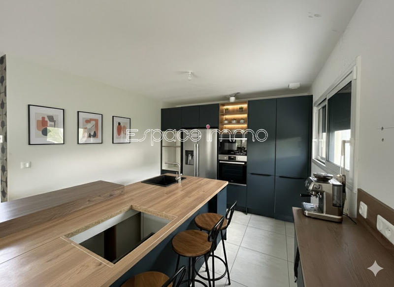 Maison - 150 m² - 6 pièces