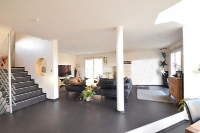Maison - 157 m² - 5 pièces