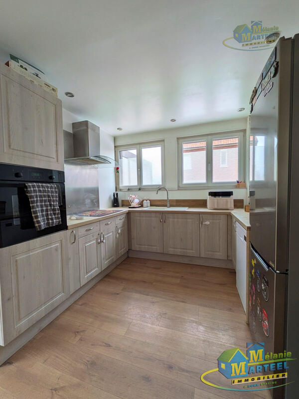 Maison - 92 m² - 5 pièces