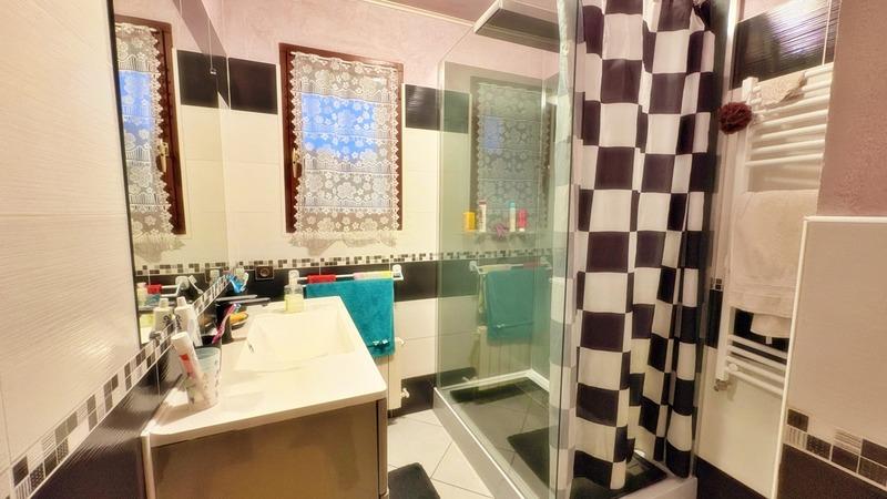 Maison - 308 m² - 8 pièces