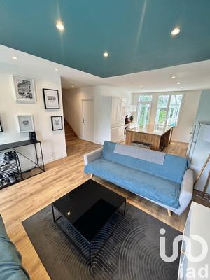 Maison - 153 m² - 9 pièces