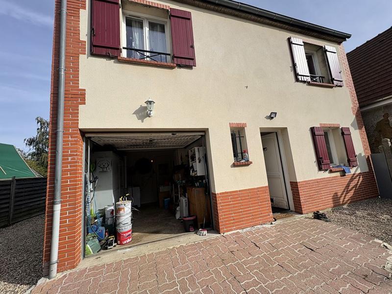 Maison - 85 m² - 5 pièces