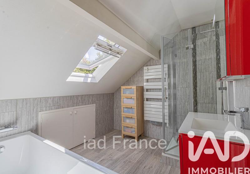 Maison - 113 m² - 6 pièces