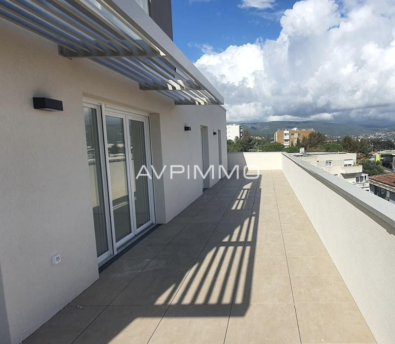 Appartement - 113 m² - 4 pièces