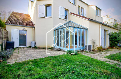 Maison - 106 m² - 5 pièces