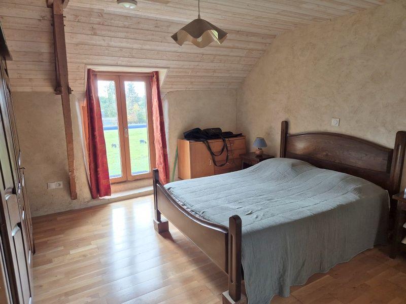 Maison - 233 m² - 7 pièces