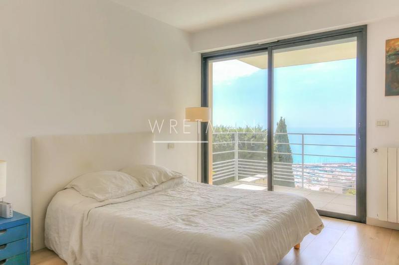 Villa - 208 m² - 6 pièces