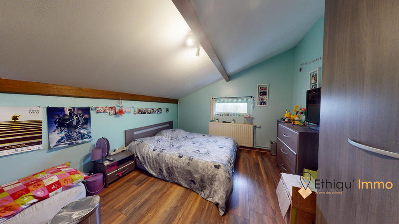 Maison - 165 m² - 8 pièces