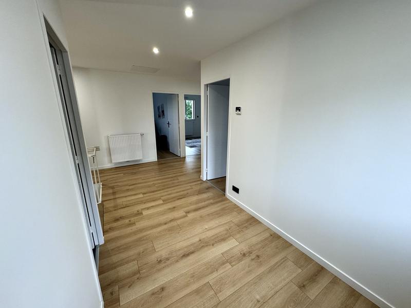 Maison contemporaine - 163 m² - 7 pièces