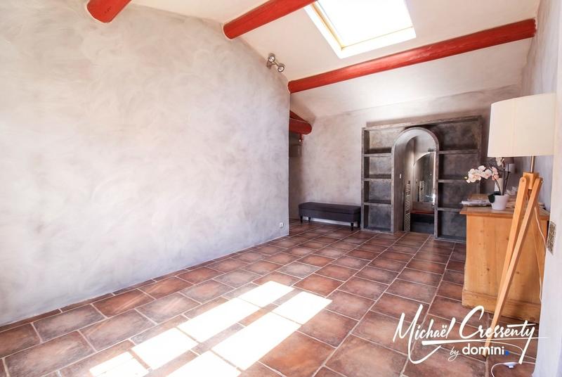 Maison - 180 m² - 7 pièces