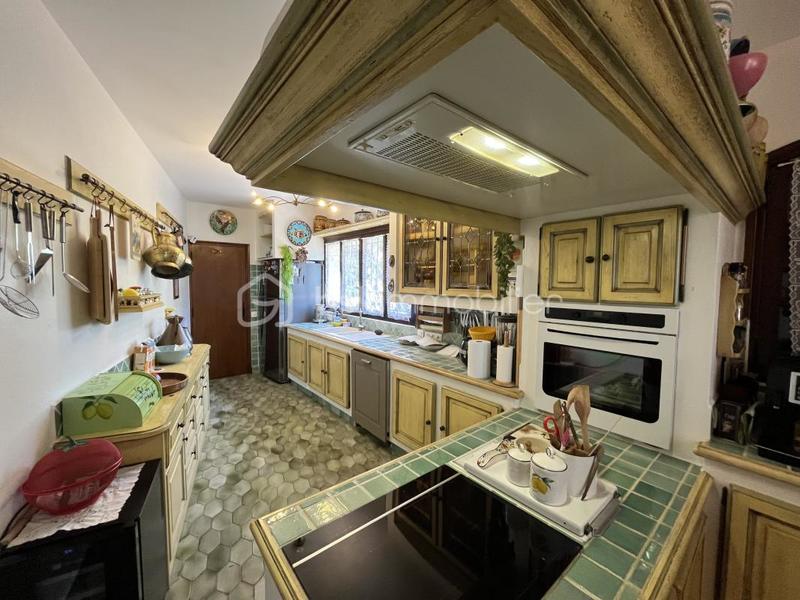 Maison en pierre - 256 m² - 10 pièces