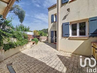 Maison - 98 m² - 4 pièces