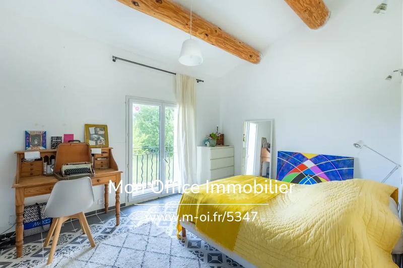 Remise - 354 m² - 8 pièces