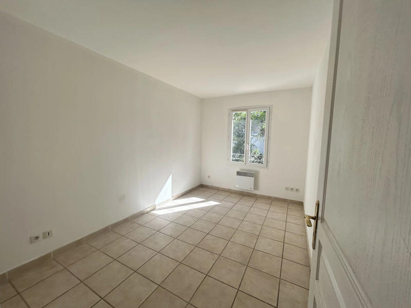 Appartement - 86 m² - 4 pièces